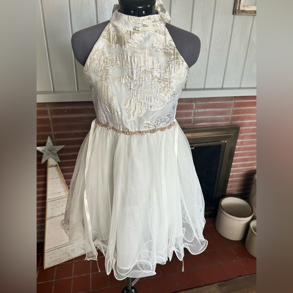 Little girl wedding dress